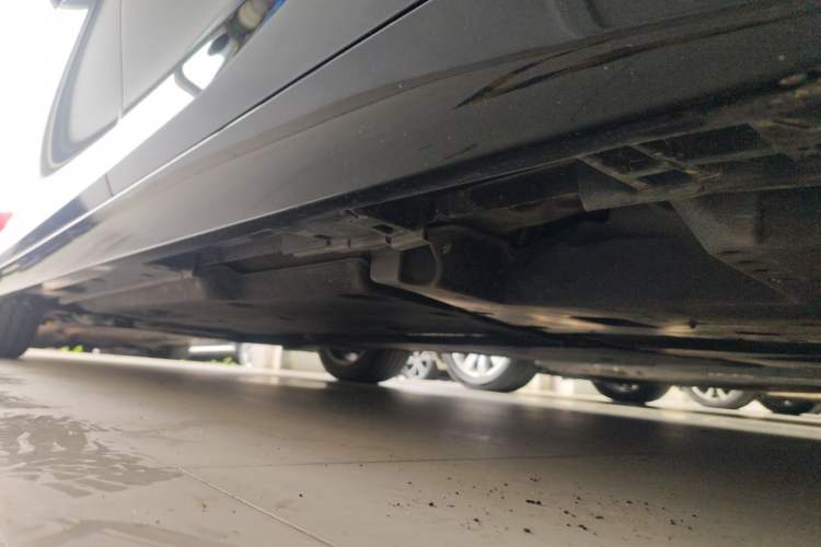 Used Lexus ES 2022 200 Excellence Edition Left Side Sill