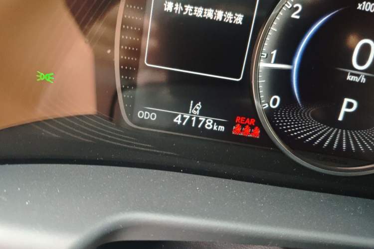 Used Lexus ES 2022 200 Excellence Edition Odometer Close Up