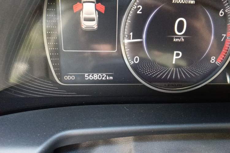 Used Lexus ES 2022 200 Excellence Edition Odometer Close Up