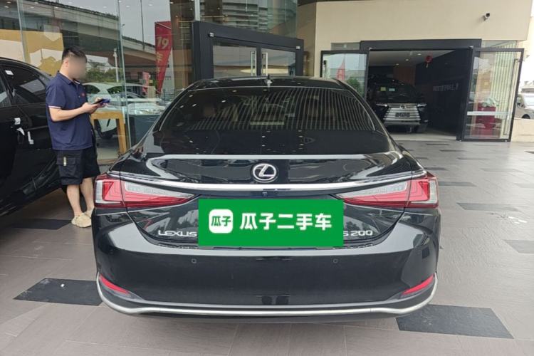 Used Lexus ES 2022 200 Excellence Edition Rear