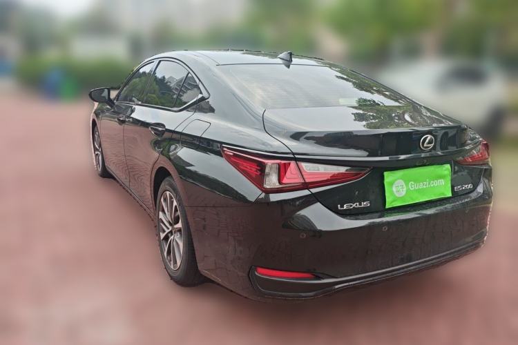 Used Lexus ES 2022 200 Excellence Edition Rear Left 45 Deg