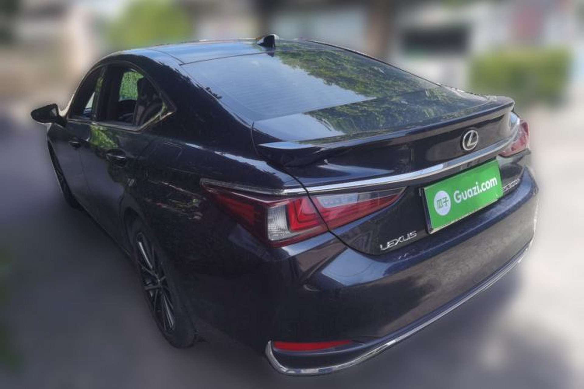 Used Lexus ES 2022 300h Deluxe Edition Rear Left 45 Deg