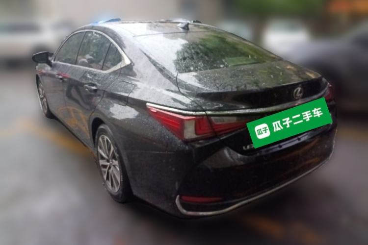 Used Lexus ES 2022 200 Excellence Edition Rear Left 45 Deg
