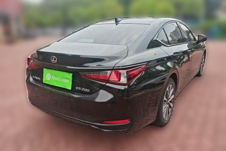 Used Lexus ES 2022 200 Excellence Edition Rear Right 45 Deg