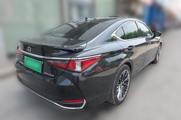 Used Lexus ES 2022 200 Excellence Edition Rear Right 45 Deg