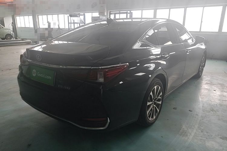 Used Lexus ES 2022 200 Excellence Edition Rear Right 45 Deg