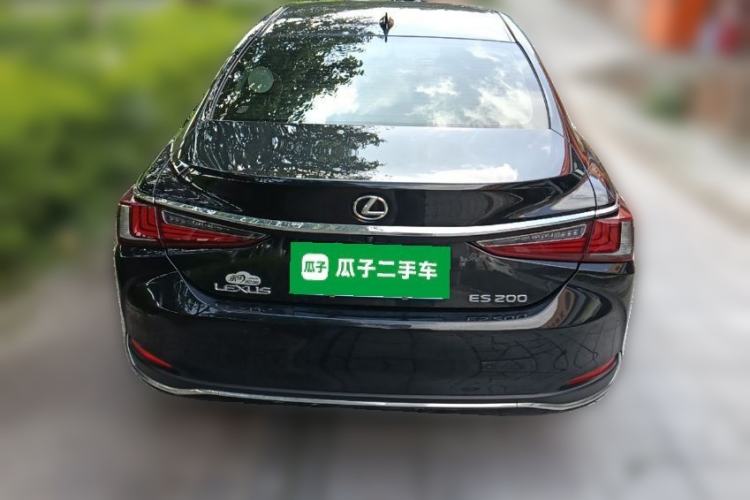 Used Lexus ES 2022 200 Excellence Edition Rear
