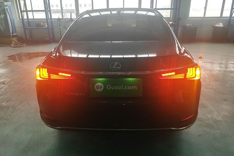 Used Lexus ES 2022 200 Excellence Edition Rear