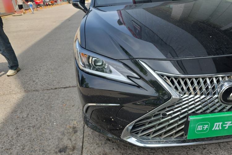 Used Lexus ES 2022 200 Excellence Edition Right Front Headlight