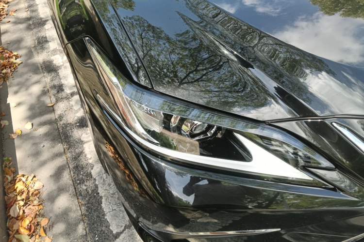 Used Lexus ES 2022 200 Excellence Edition Right Front Headlight