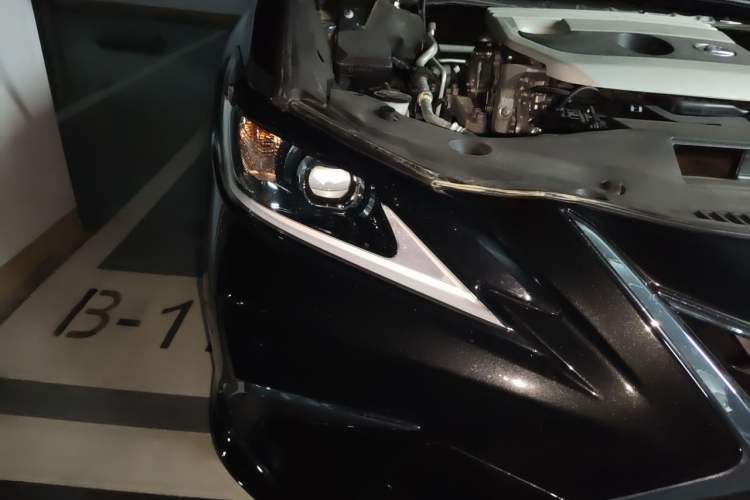 Used Lexus ES 2022 200 Excellence Edition Right Front Headlight