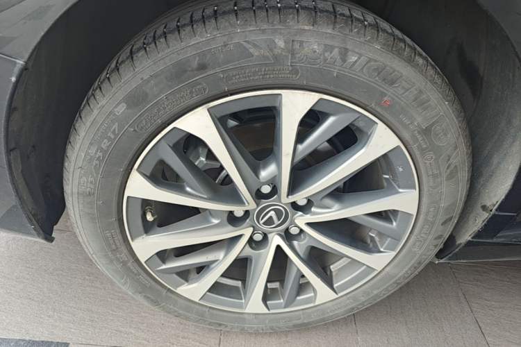 Used Lexus ES 2022 200 Excellence Edition Right Rear Wheel Hub