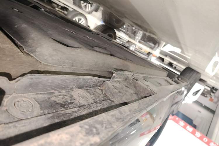 Used Lexus ES 2022 200 Excellence Edition Right Side Sill