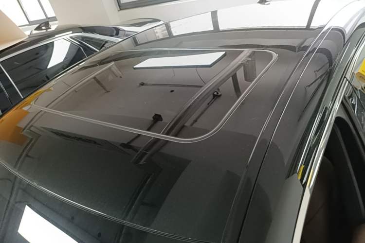 Used Lexus ES 2022 200 Excellence Edition Roof