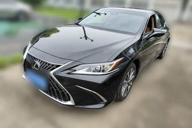 Used Lexus ES 2022 300h Excellence Edition