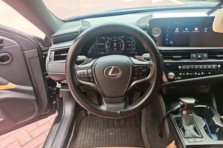 Used Lexus ES 2022 200 Excellence Edition Steering Wheel