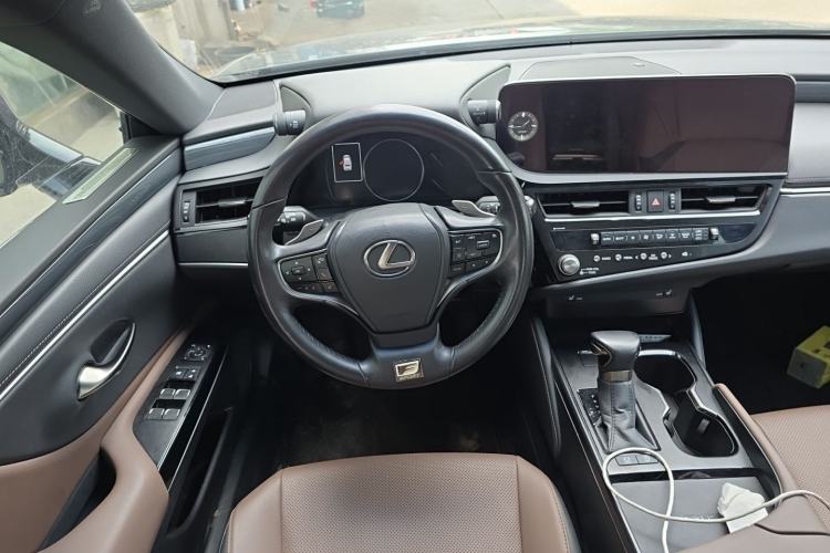 Used Lexus ES 2022 200 Excellence Edition Steering Wheel