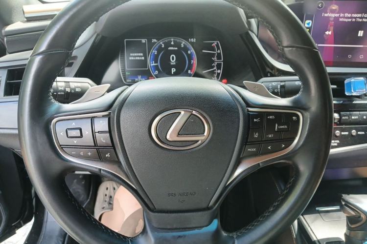 Used Lexus ES 2022 200 Excellence Edition Steering Wheel