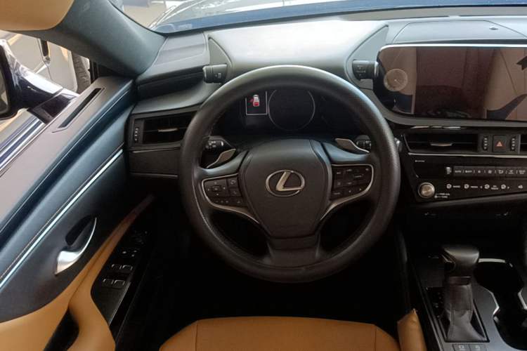 Used Lexus ES 2022 200 Excellence Edition Steering Wheel