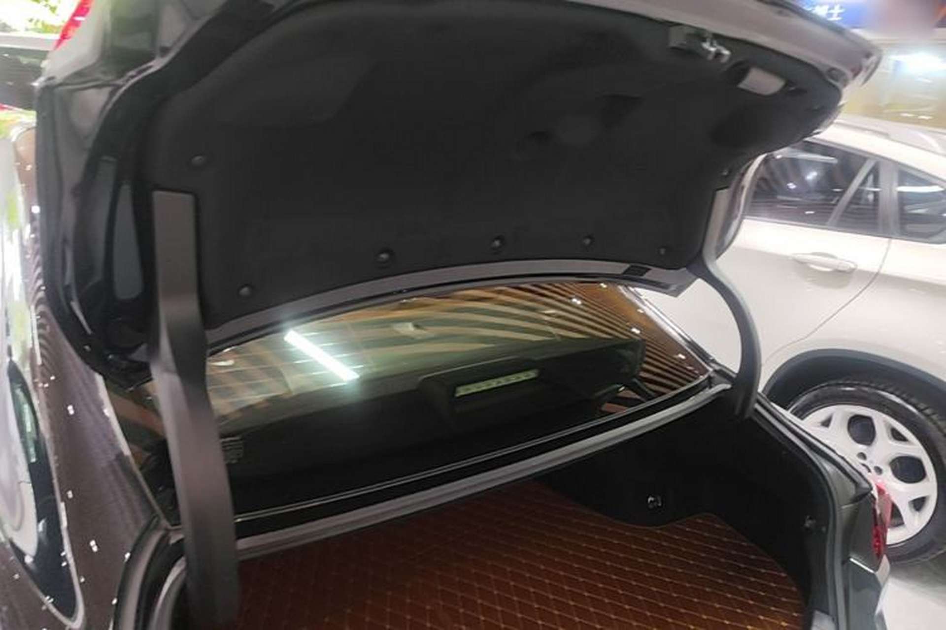 Used Lexus ES 2022 200 Luxury Edition Trunk