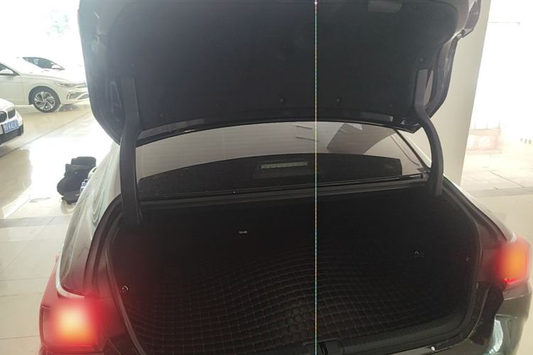 Used Lexus ES 2022 300h Excellence Edition Trunk