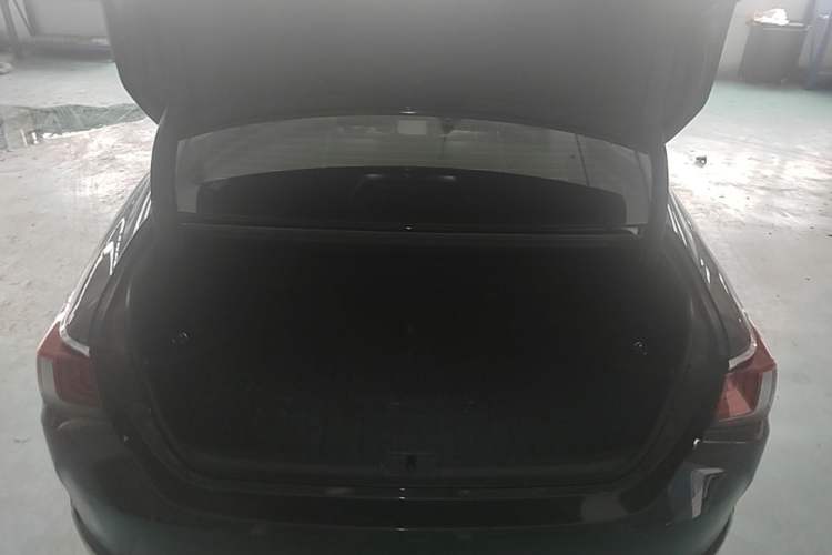 Used Lexus ES 2022 200 Excellence Edition Trunk