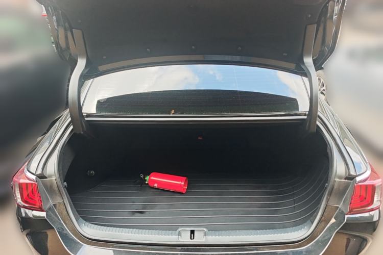 Used Lexus ES 2022 200 Excellence Edition Trunk