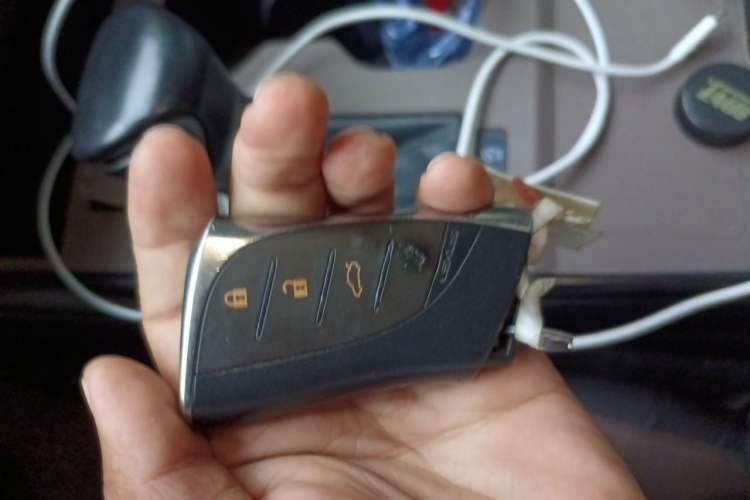 Used Lexus ES 2022 200 Excellence Edition Vehicle Key