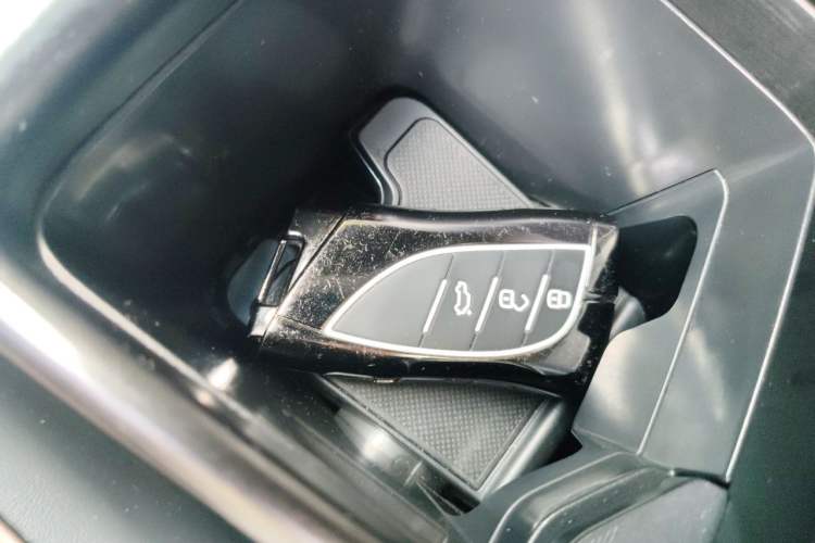 Used Lexus ES 2022 200 Excellence Edition Vehicle Key