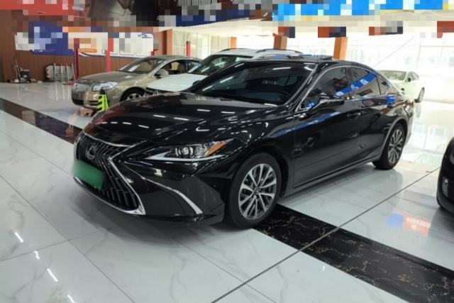 Used Lexus ES 2022 300h Excellence Edition