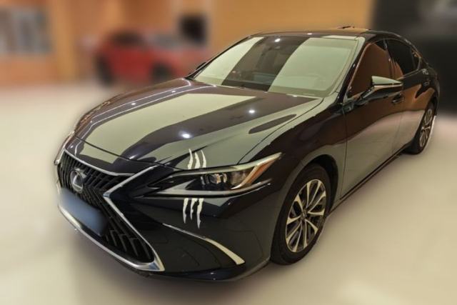 Used Lexus ES 2022 300h Excellence Edition