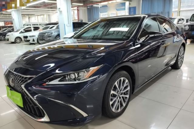 Used Lexus ES 2022 200 Excellence Edition
