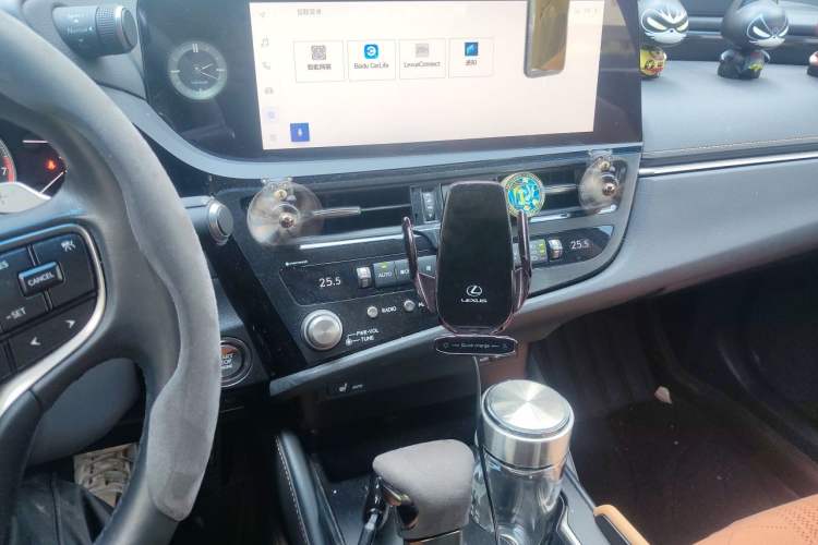 Used Lexus ES 2022 200 Excellence Edition Audio And AC Panel