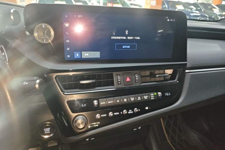 Used Lexus ES 2022 200 Excellence Edition Audio And AC Panel