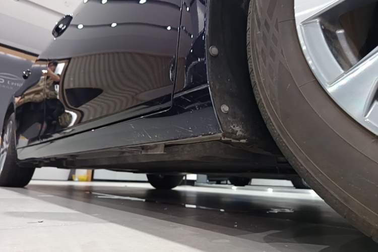 Used Lexus ES 2022 200 Excellence Edition Chassis Front Right