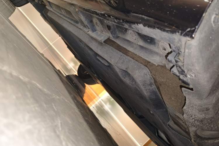 Used Lexus ES 2022 200 Excellence Edition Chassis Front Right