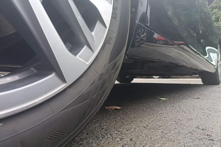 Used Lexus ES 2022 200 Excellence Edition Chassis Rear Right