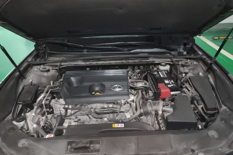 Used Lexus ES 2022 200 Luxury Edition Engine Bay