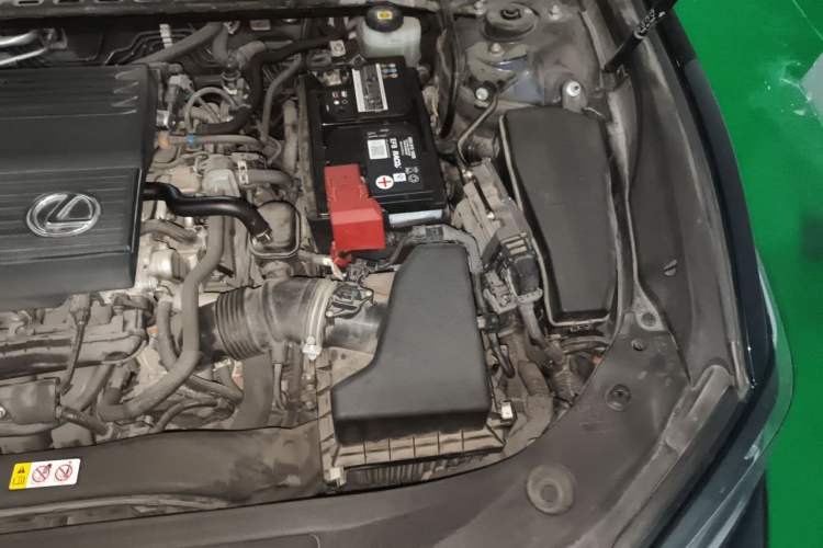 Used Lexus ES 2022 200 Luxury Edition Engine Bay Left