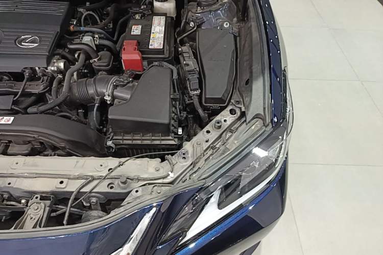 Used Lexus ES 2022 200 Excellence Edition Engine Bay Left