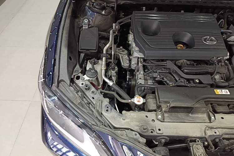 Used Lexus ES 2022 200 Excellence Edition Engine Bay Right
