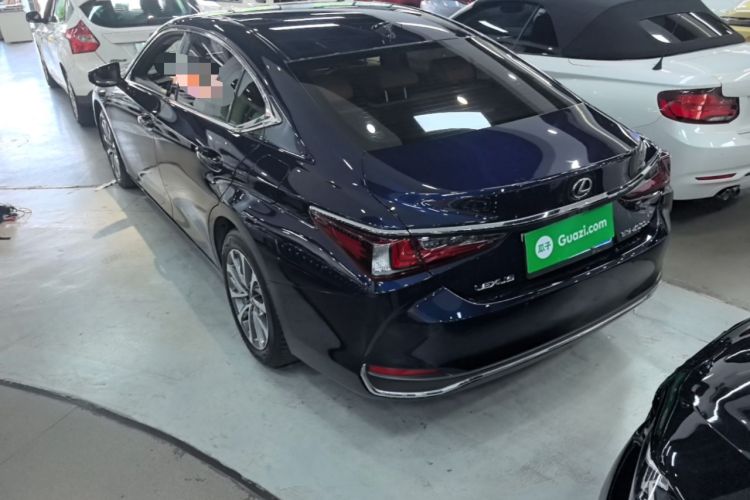 Used Lexus ES 2022 200 Excellence Edition Exterior 2