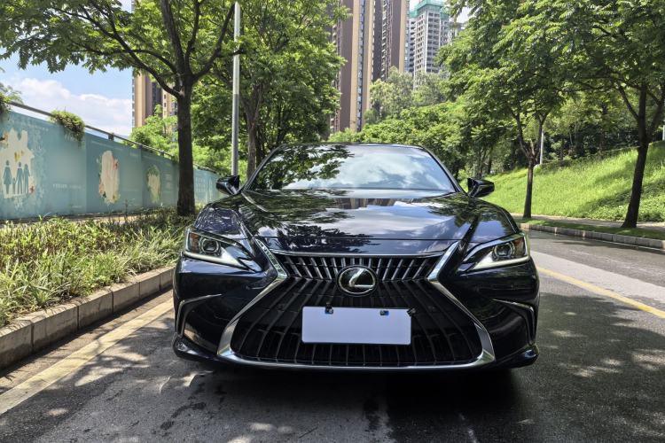 Used Lexus ES 2022 200 Excellence Edition Exterior 3