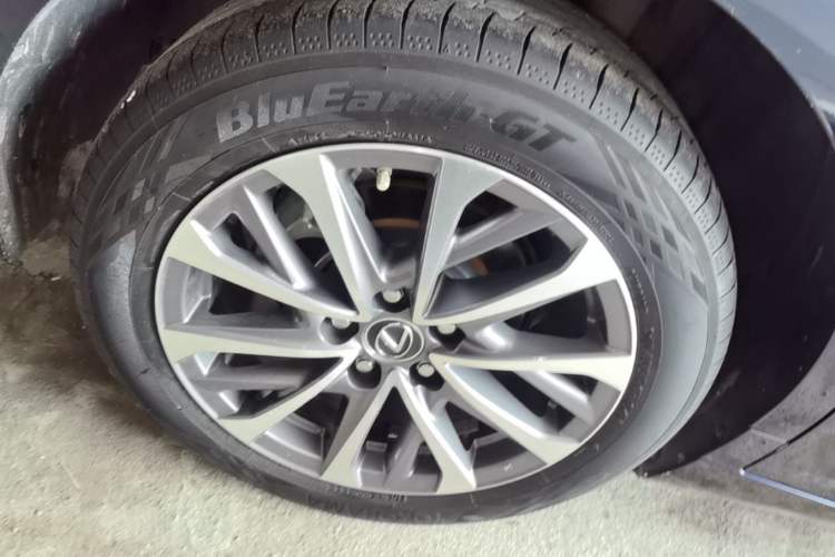 Used Lexus ES 2022 200 Excellence Edition Exterior 3