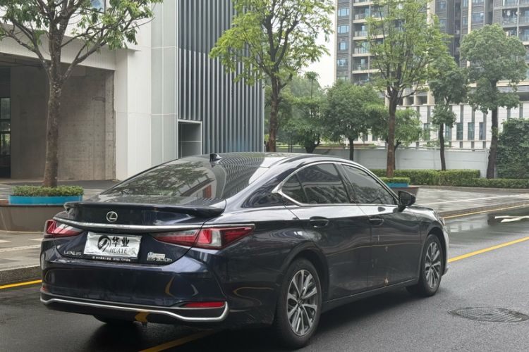 Used Lexus ES 2022 200 Excellence Edition Exterior 5
