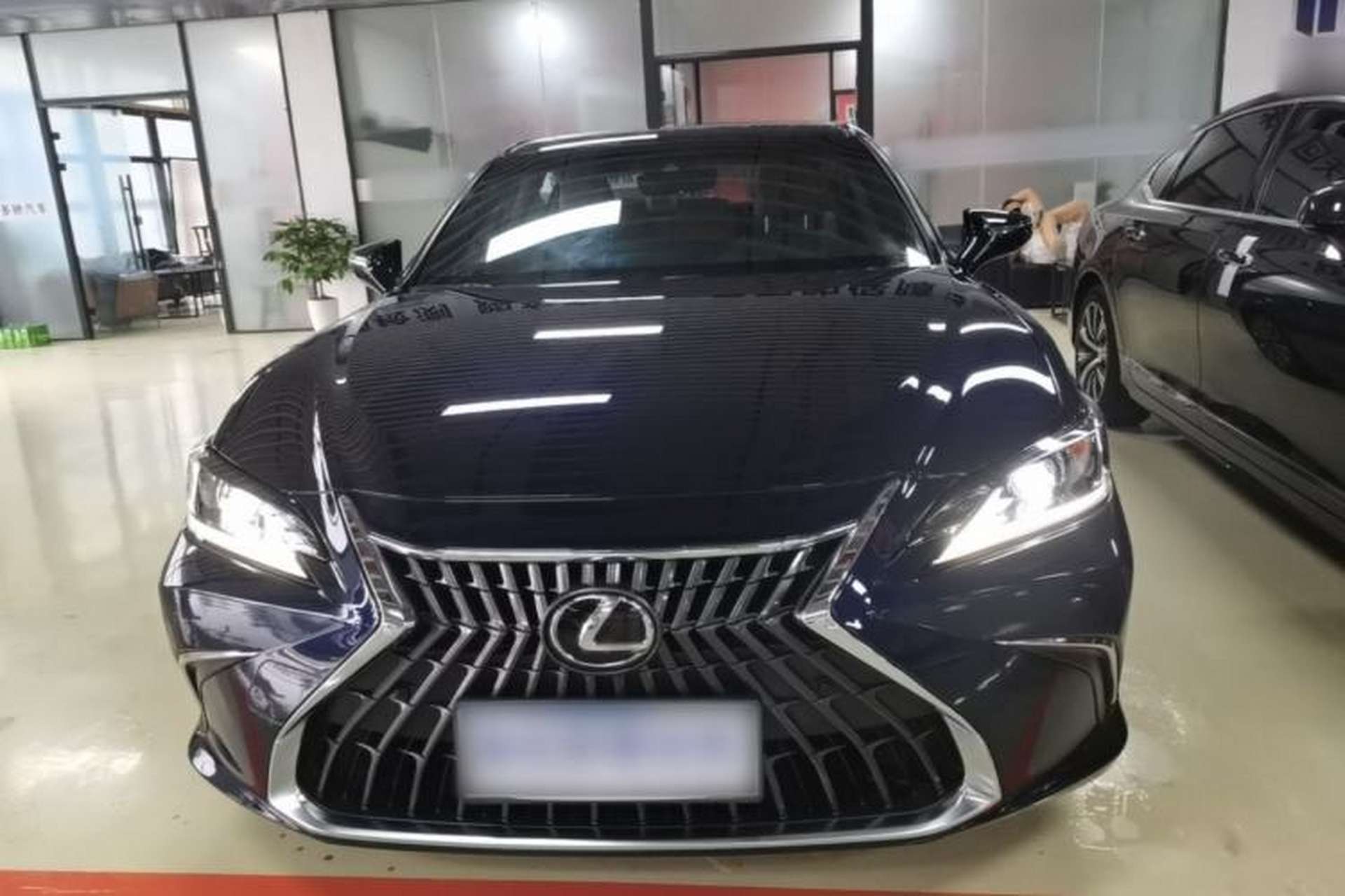 Used Lexus ES 2022 260 Excellence Edition Front
