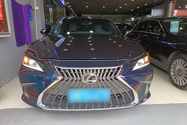 Used Lexus ES 2022 200 Excellence Edition Front