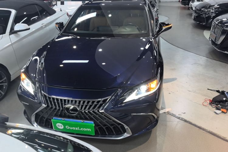 Used Lexus ES 2022 200 Excellence Edition Front