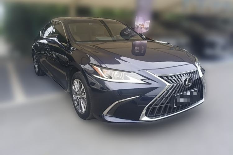 Used Lexus ES 2022 200 Excellence Edition Front Right 45 Deg