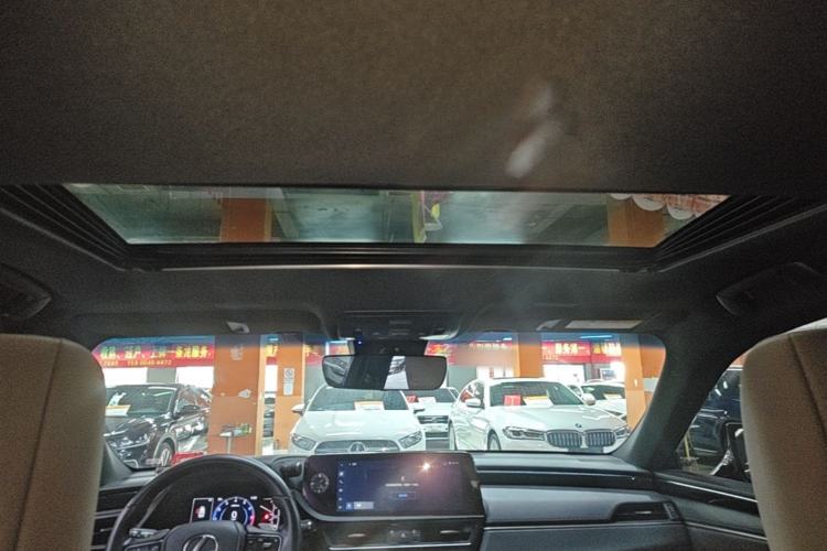 Used Lexus ES 2022 200 Excellence Edition Headliner